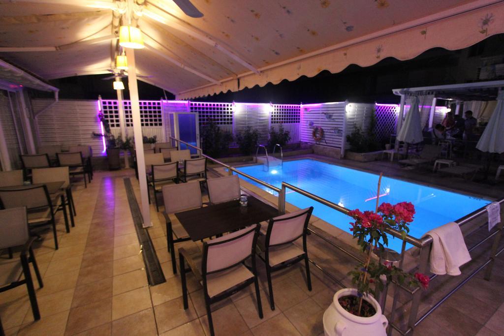 Hotel Mallas Nea Kallikrateia Zewnętrze zdjęcie