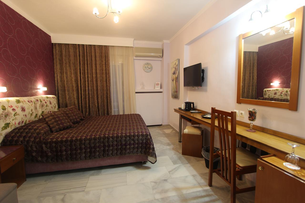 Hotel Mallas Nea Kallikrateia Zewnętrze zdjęcie